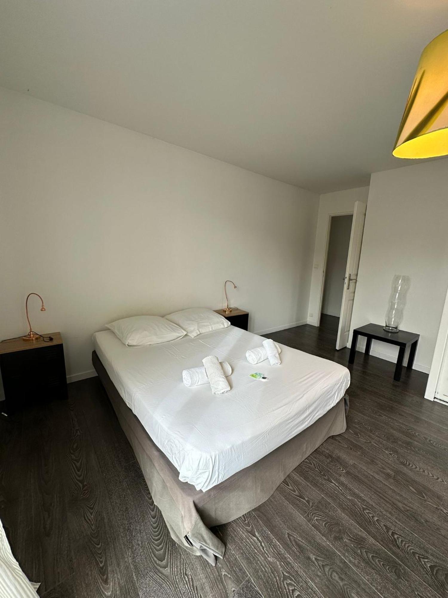 Villa Constance 3 Antibes - Spacieux Logement En Dernier Etage Eksteriør bilde