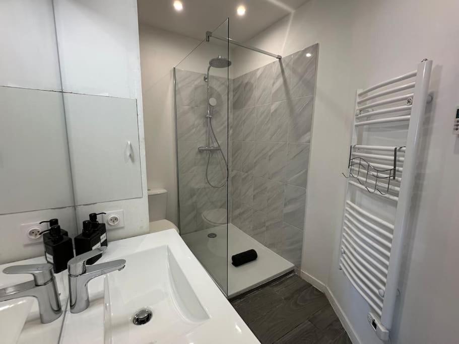 Villa Constance 3 Antibes - Spacieux Logement En Dernier Etage Eksteriør bilde