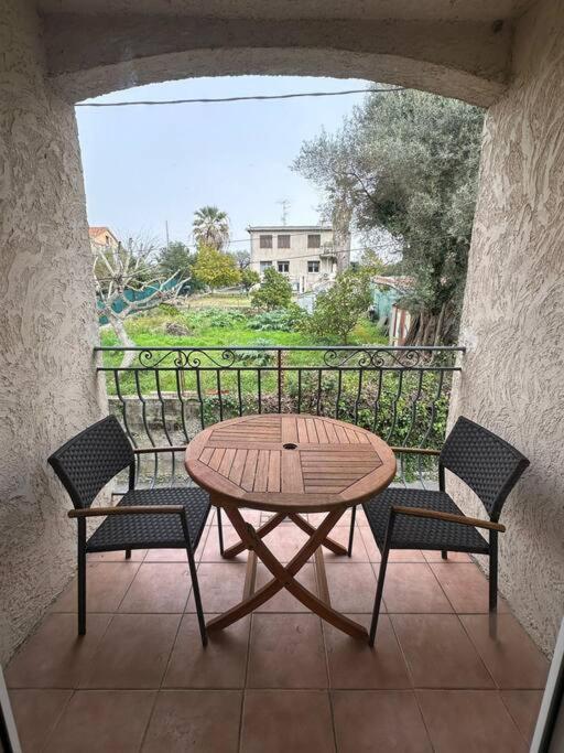 Villa Constance 3 Antibes - Spacieux Logement En Dernier Etage Eksteriør bilde
