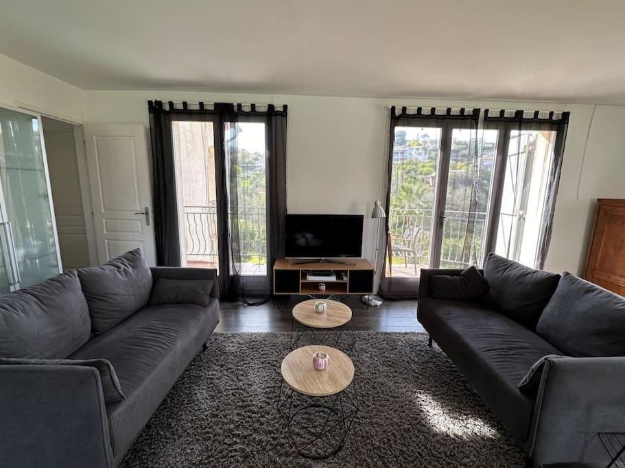Villa Constance 3 Antibes - Spacieux Logement En Dernier Etage Eksteriør bilde
