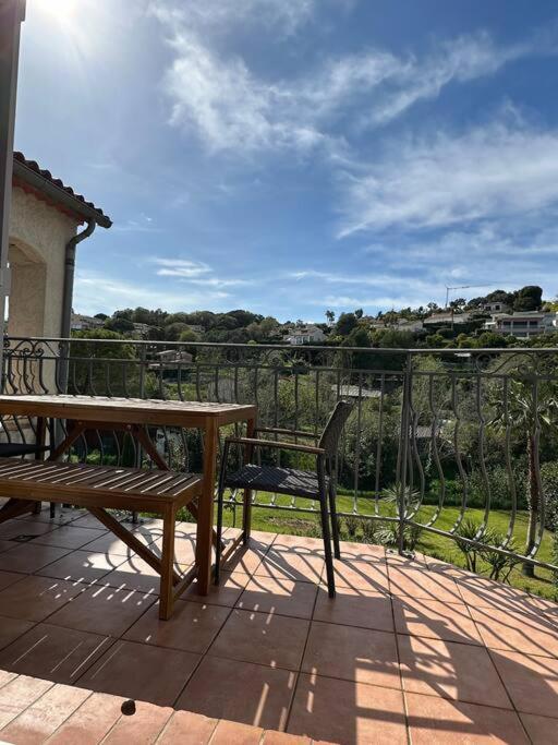 Villa Constance 3 Antibes - Spacieux Logement En Dernier Etage Eksteriør bilde