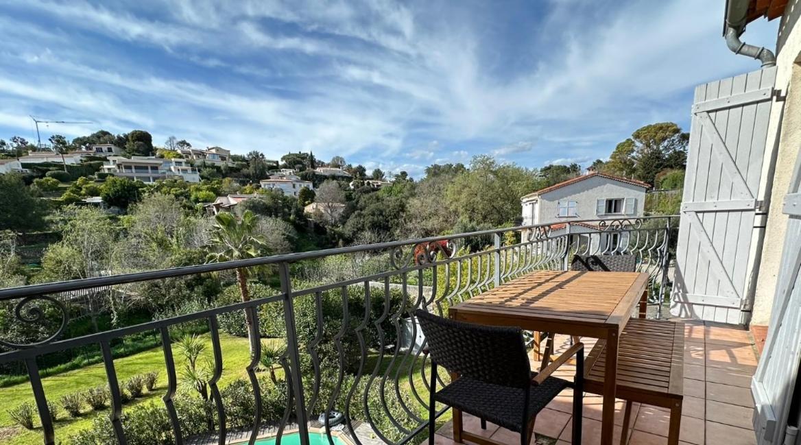Villa Constance 3 Antibes - Spacieux Logement En Dernier Etage Eksteriør bilde